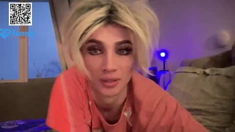 Mari online show from December 2024 01:18:02 PM