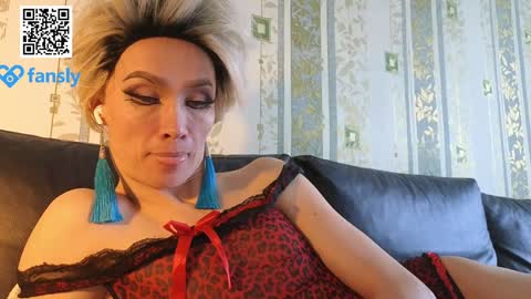 Mari online show from February 2025 01:11:02 PM