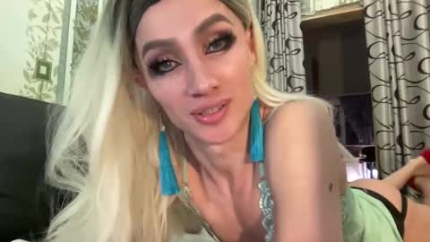 Mari online show from February 2025 07:27:02 PM