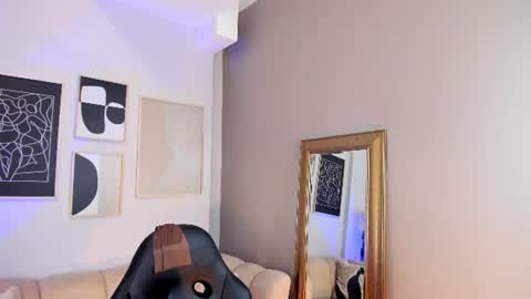 Snapshot of marie_bass chatting on June 2026 01:41:02 PM marie_bass online show from June 2026 01:41:02 PM