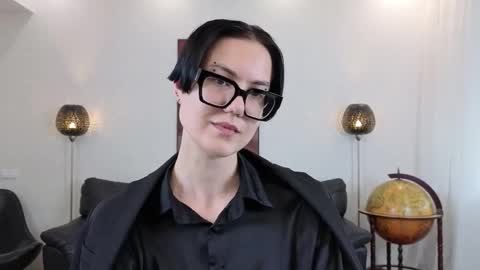 Marie Fitch online show from May 2026 04:19:01 AM