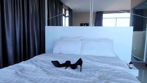 Marie online show from March 2025 09:53:02 AM