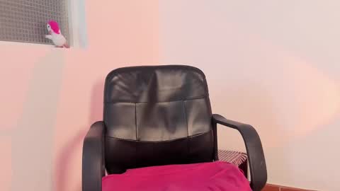 Snapshot of marie_pourtoi chatting on November 2025 12:44:01 AM 700 pm Washington time online show from November 2025 12:44:01 AM