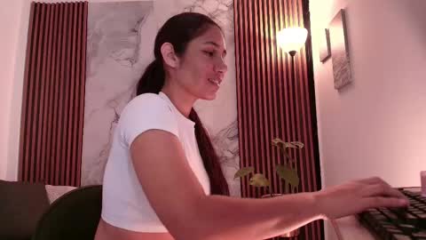  Im Marie Jane  online show from November 2025 06:23:02 PM