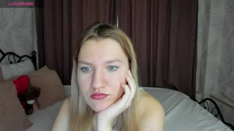 mariel_brown online show from December 2024 08:44:02 AM