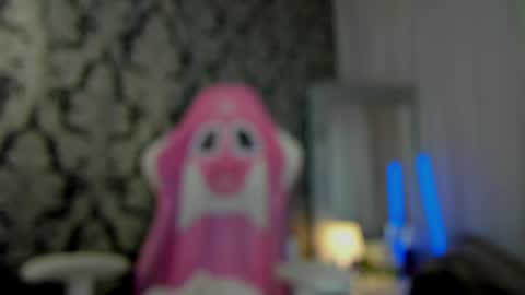 Mariel online show from March 2026 02:02:02 AM