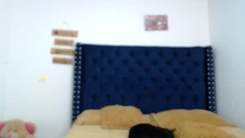 Mariie online show from March 2025 03:52:01 PM