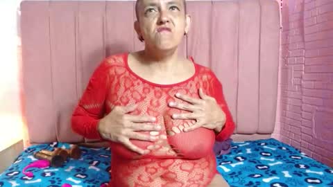 marielahorny303av online show from January 2026 01:15:01 PM