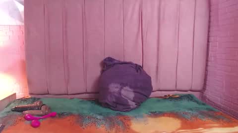 marielahorny303av online show from February 2026 01:32:02 PM