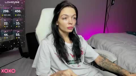 Maria  online show from September 2025 02:09:02 PM