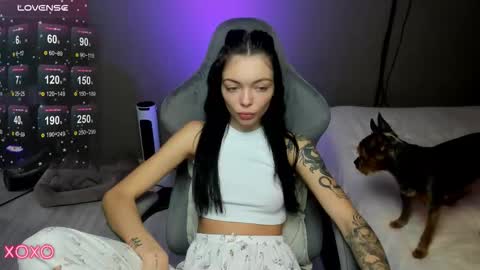 Maria  online show from December 2025 10:24:02 AM