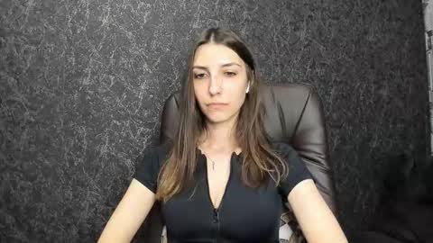 marielleanker online show from October 2025 11:57:02 PM