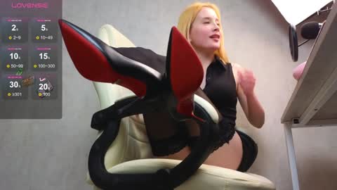 Marietta online show from December 2024 06:27:02 PM