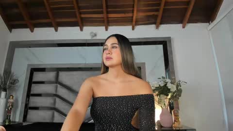 Marihana online show from March 2025 10:05:02 PM