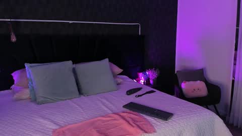 Mariana online show from February 2025 02:37:01 PM