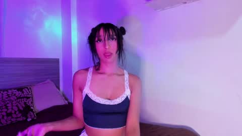 Luna Dulk online show from January 2025 10:57:01 AM