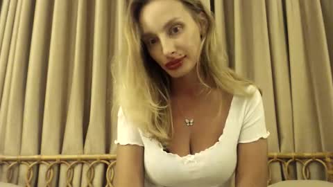 MarilynDevilish online show from November 2025 02:06:02 PM