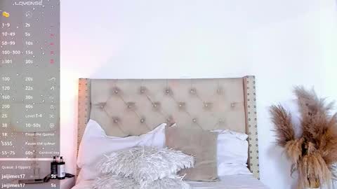 marilynrossy online show from October 2025 04:25:02 AM