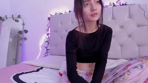 Snapshot of marin_kitoko chatting on December 2024 03:28:02 PM Marin kitoko online show from December 2024 03:28:02 PM