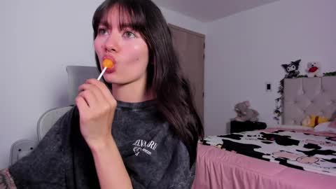 Snapshot of marin_kitoko chatting on October 2025 11:13:02 PM Marin kitoko online show from October 2025 11:13:02 PM