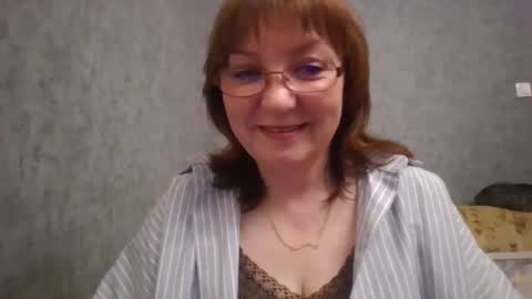 marinamrs online show from October 2025 07:00:01 PM