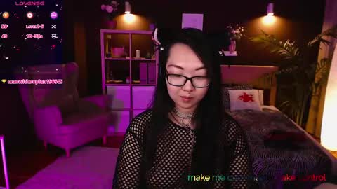 Marine  online show from March 2025 08:37:02 PM