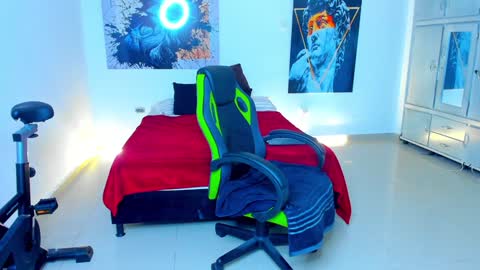 Snapshot of mario_teran chatting on February 2025 06:15:01 AM Mario Teran online show from February 2025 06:15:01 AM