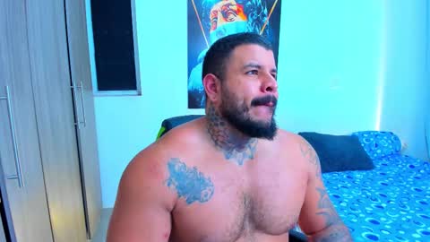 Snapshot of mario_teran chatting on November 2025 04:00:01 AM Mario Teran online show from November 2025 04:00:01 AM