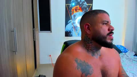 Snapshot of mario_teran chatting on November 2025 03:15:01 AM Mario Teran online show from November 2025 03:15:01 AM