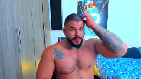 Snapshot of mario_teran chatting on November 2025 03:45:01 AM Mario Teran online show from November 2025 03:45:01 AM