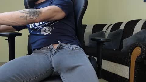 marioslim online show from January 2025 06:51:01 PM