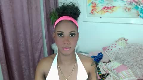 Nathaly online show from November 2025 02:06:02 PM