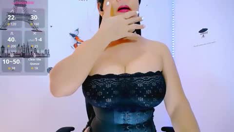 Snapshot of mariposaxox chatting on November 2025 06:05:02 AM Pao online show from November 2025 06:05:02 AM