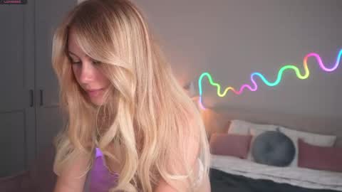 Mary online show from April 2026 03:10:02 PM