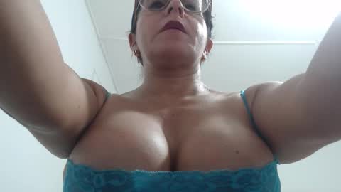 mariska_69 online show from January 2026 07:46:01 AM