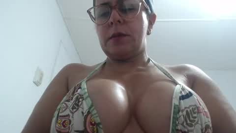 mariska_69 online show from August 2026 06:23:02 AM