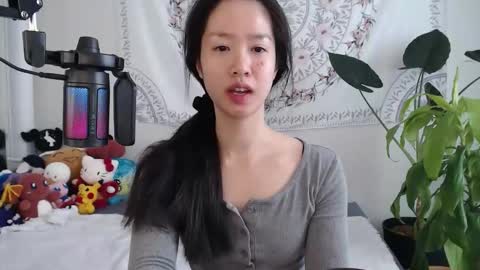 Snapshot of marissapeach chatting on April 2026 01:19:01 PM MarissaPeach online show from April 2026 01:19:01 PM