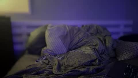 Mark online show from February 2025 11:03:02 PM