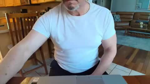 Mark online show from March 2025 10:27:02 PM