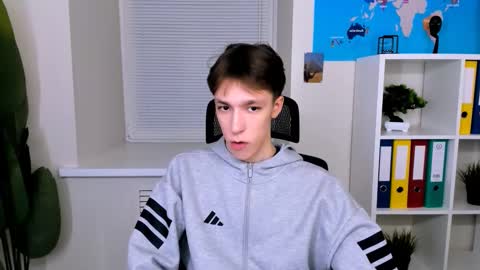 Mark online show from October 2025 03:25:02 PM