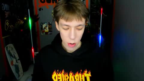 Mark online show from December 2025 11:04:02 AM