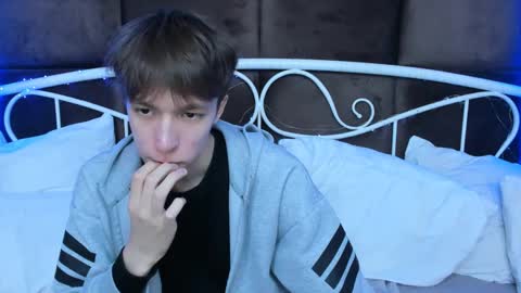 Mark online show from May 2026 12:23:01 PM