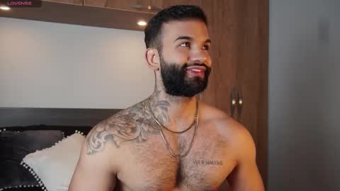 Mark online show from September 2025 09:39:02 PM