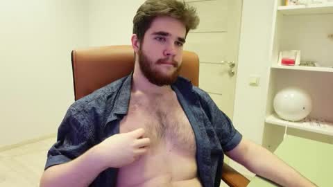 Snapshot of mark_maxim chatting on November 2025 02:54:01 PM MARK MAXIM online show from November 2025 02:54:01 PM