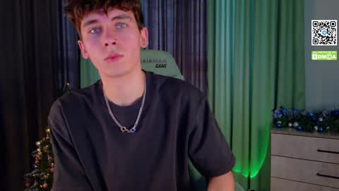 Mark online show from December 2025 03:35:01 AM