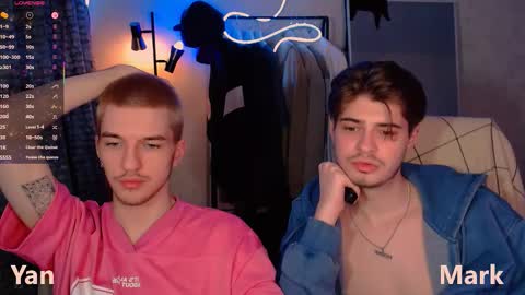 Snapshot of mark_sun chatting on November 2025 06:29:01 PM Mark online show from November 2025 06:29:01 PM