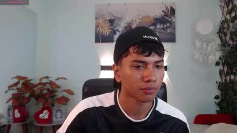 markbowie online show from September 2025 05:13:02 PM