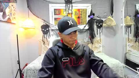 markbowie online show from October 2025 12:38:01 PM