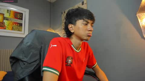 markbowie online show from April 2026 07:14:01 PM