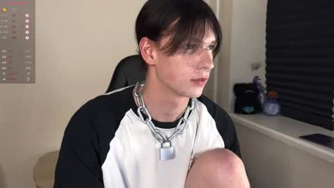 Mark online show from October 2025 06:43:01 PM